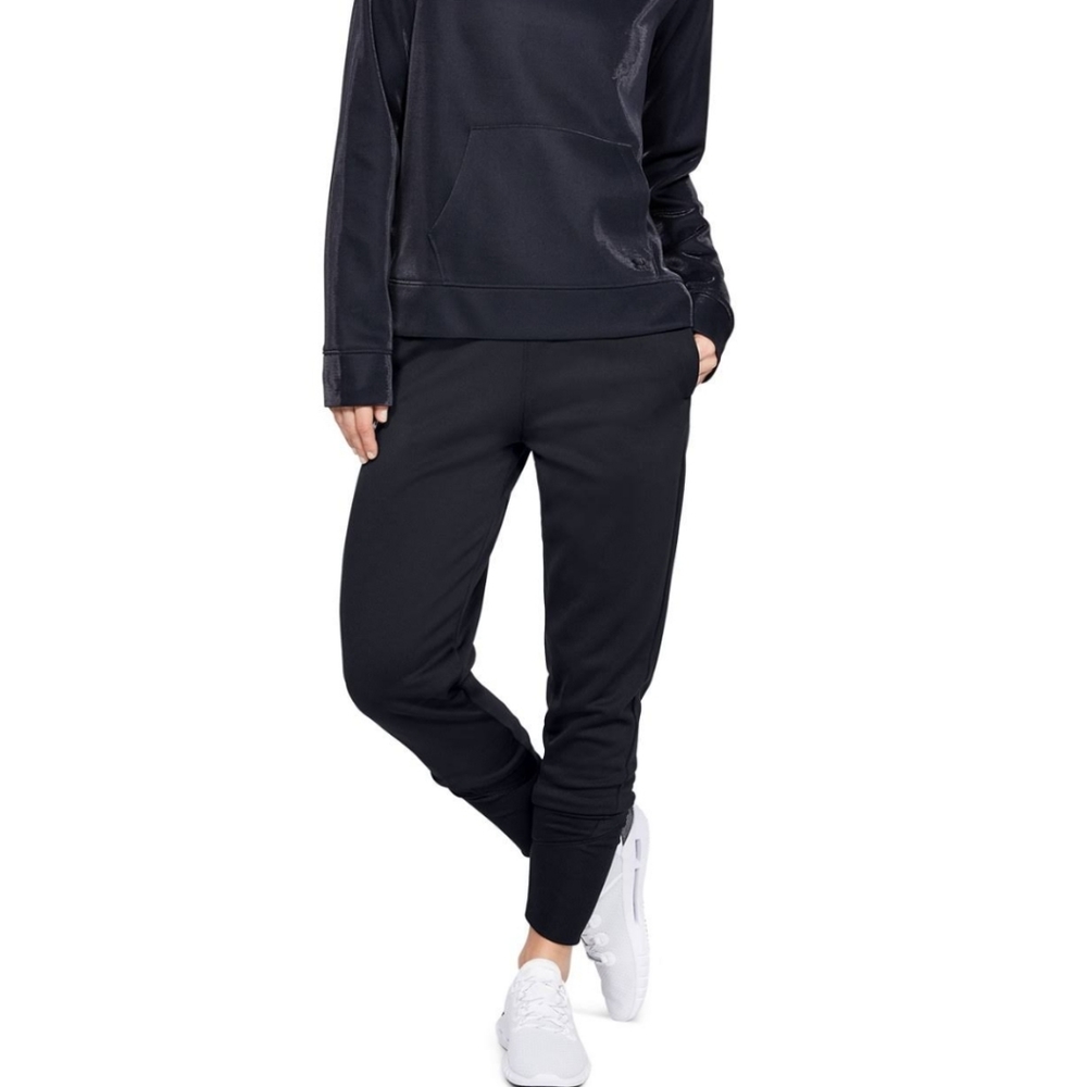 Womans NWT under Armour favorite black pants